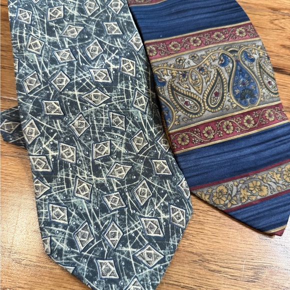 Barrington and Ruffini Patterned Ties Set - Picture 10 of 10